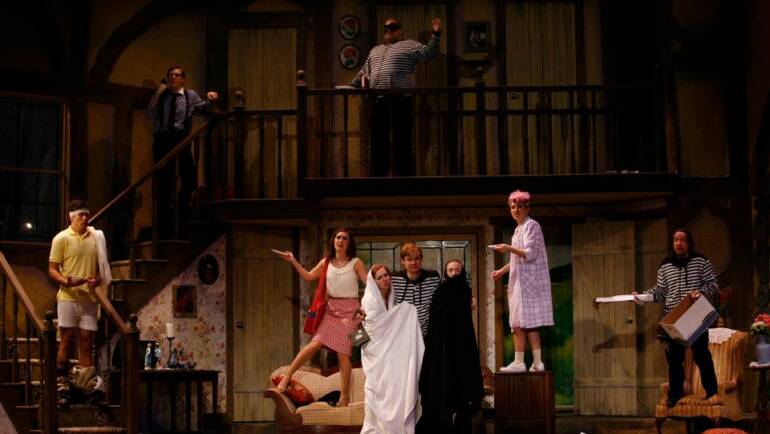 RUMORI FUORI SCENA (Noises Off) di Michael Frayn