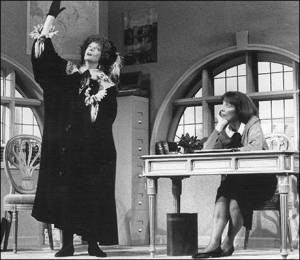 LETTICE AND LOVAGE a New York nel 1990 con Maggie Smith e Margaret Tyzack.  Tutte e due hanno vinto il Tony Award  per la loro interpretazione.