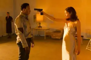 Ruth Wilson (Hedda) e Chukwudi Iwuji (Lovborg) -National Theatre