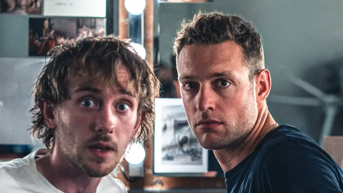 Petty Men di J. Chisham, J. Levai e A. Goodbody